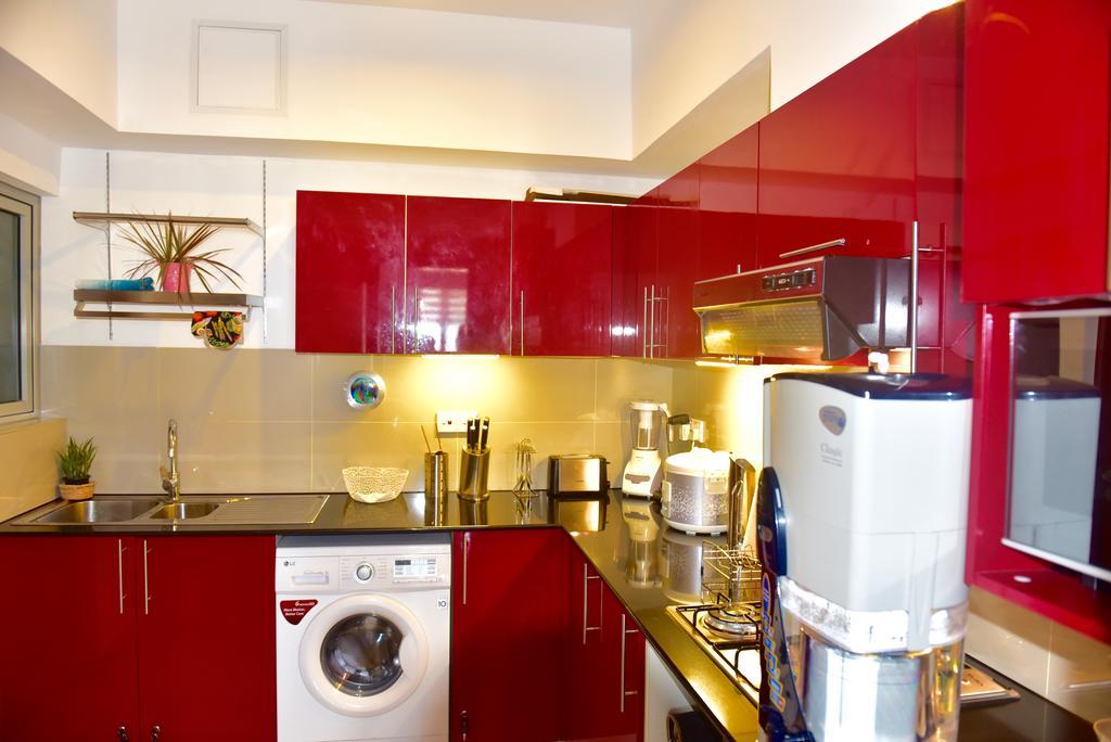 Skylounge Apartment Коломбо Екстериор снимка